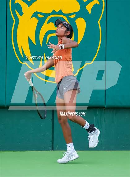 Thumbnail 2 in Round Rock Westwood vs Memorial (UIL 6A Team Tennis Final) photogallery.