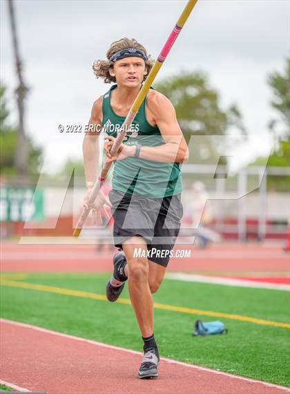 Thumbnail 2 in CIF-SDS Finals (Pole Vault) photogallery.
