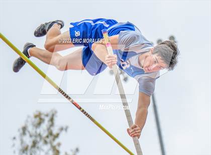Thumbnail 2 in CIF-SDS Finals (Pole Vault) photogallery.