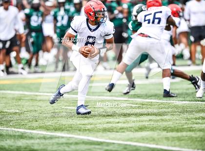 Thumbnail 2 in Cass Tech vs. Southfield Arts & Tech photogallery.