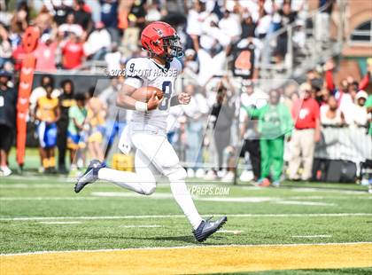 Thumbnail 2 in Cass Tech vs. Southfield Arts & Tech photogallery.