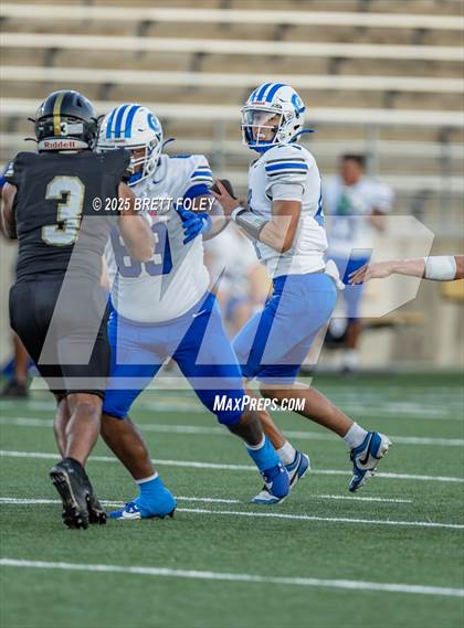 Thumbnail 1 in Creighton Prep @ Lincoln Southeast photogallery.