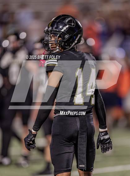 Thumbnail 3 in Creighton Prep @ Lincoln Southeast photogallery.