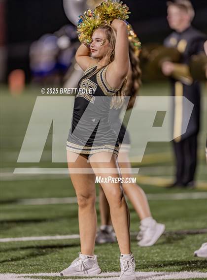 Thumbnail 3 in Creighton Prep @ Lincoln Southeast photogallery.