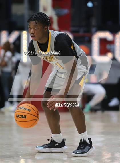 Thumbnail 3 in Sandy Creek vs. St. Francis Academy (King Cotton Classic) photogallery.