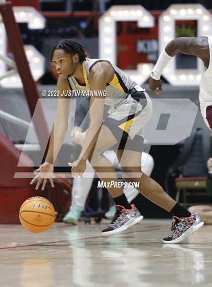 Thumbnail 3 in Sandy Creek vs. St. Francis Academy (King Cotton Classic) photogallery.