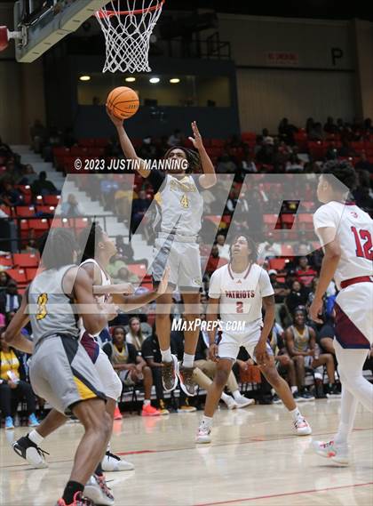 Thumbnail 3 in Sandy Creek vs. St. Francis Academy (King Cotton Classic) photogallery.