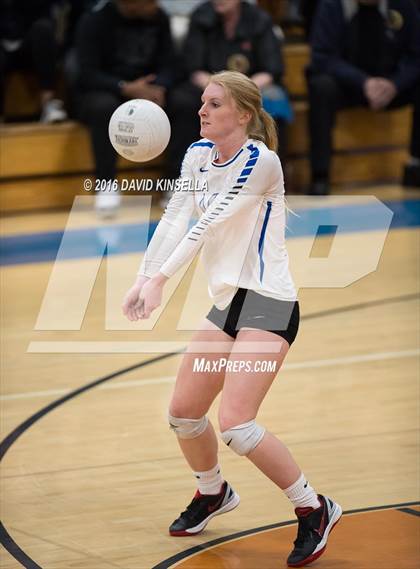 Thumbnail 3 in Elk Grove vs. Rocklin photogallery.