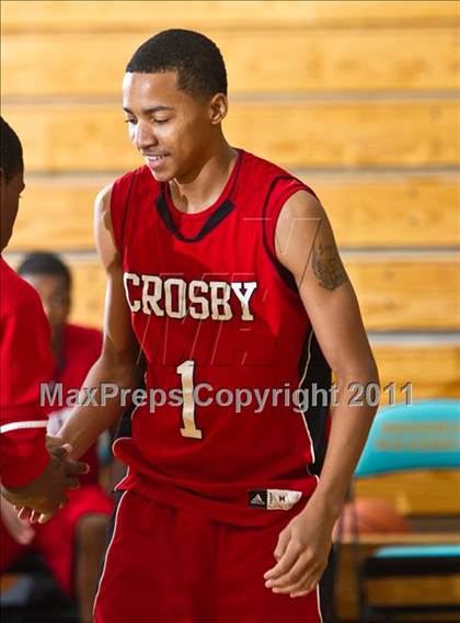 Thumbnail 1 in Crosby vs La Porte (McDonald's Texas Invitational) photogallery.