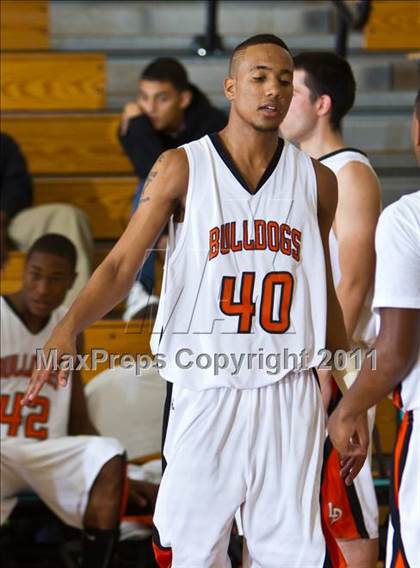 Thumbnail 3 in Crosby vs La Porte (McDonald's Texas Invitational) photogallery.