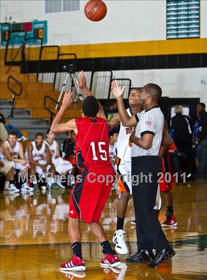 Thumbnail 1 in Crosby vs La Porte (McDonald's Texas Invitational) photogallery.