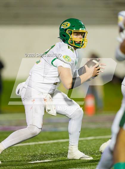 Thumbnail 3 in Summerville vs. Dutch Fork (SCHSL 5A Division 1 Final) photogallery.