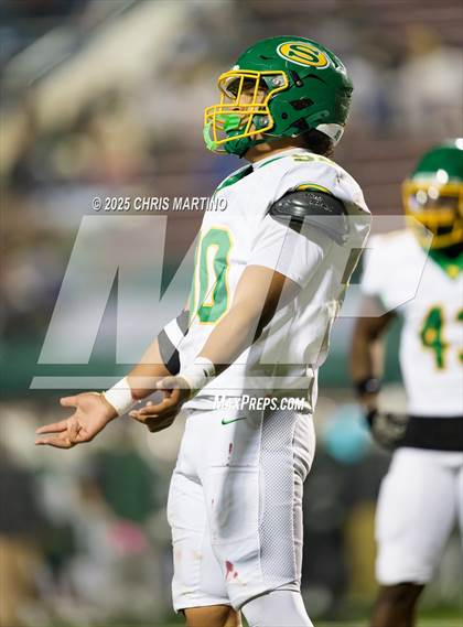 Thumbnail 2 in Summerville vs. Dutch Fork (SCHSL 5A Division 1 Final) photogallery.