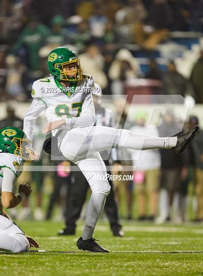 Thumbnail 2 in Summerville vs. Dutch Fork (SCHSL 5A Division 1 Final) photogallery.