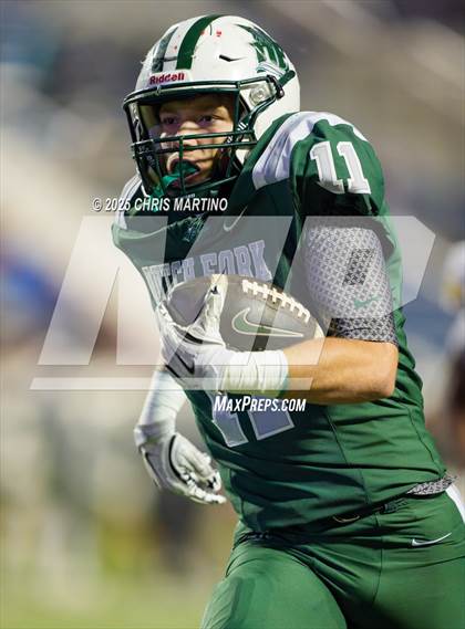 Thumbnail 2 in Summerville vs. Dutch Fork (SCHSL 5A Division 1 Final) photogallery.