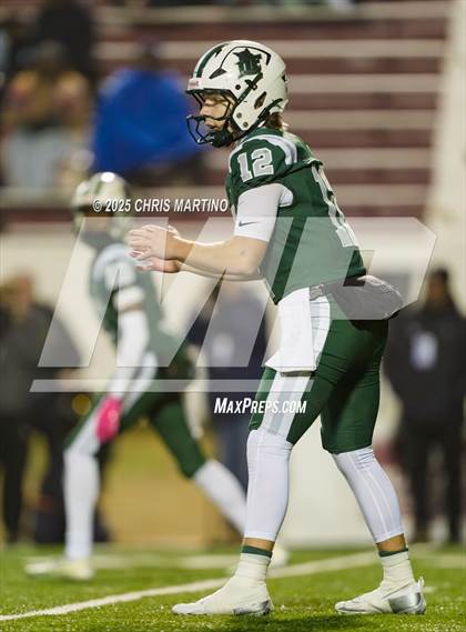 Thumbnail 3 in Summerville vs. Dutch Fork (SCHSL 5A Division 1 Final) photogallery.
