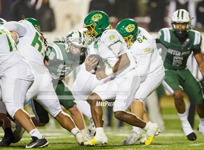 Thumbnail 1 in Summerville vs. Dutch Fork (SCHSL 5A Division 1 Final) photogallery.