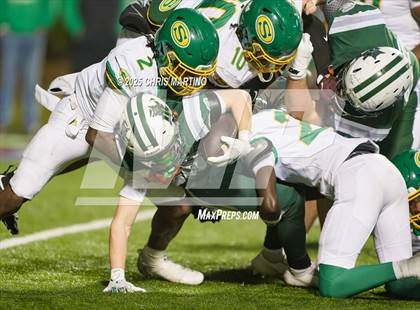 Thumbnail 2 in Summerville vs. Dutch Fork (SCHSL 5A Division 1 Final) photogallery.