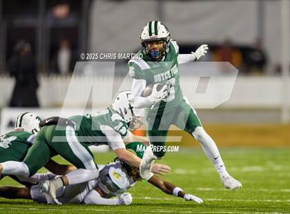 Thumbnail 1 in Summerville vs. Dutch Fork (SCHSL 5A Division 1 Final) photogallery.