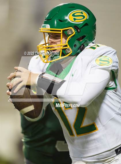 Thumbnail 3 in Summerville vs. Dutch Fork (SCHSL 5A Division 1 Final) photogallery.