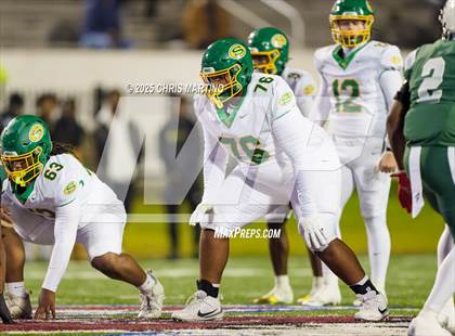 Thumbnail 1 in Summerville vs. Dutch Fork (SCHSL 5A Division 1 Final) photogallery.