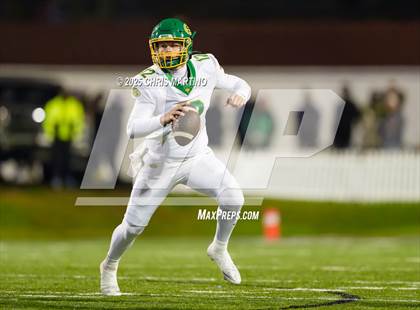Thumbnail 3 in Summerville vs. Dutch Fork (SCHSL 5A Division 1 Final) photogallery.