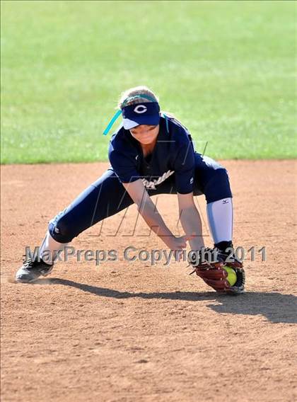 Thumbnail 2 in La Mirada vs. Camarillo (CIF SS D2 Final) photogallery.