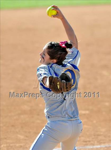 Thumbnail 2 in La Mirada vs. Camarillo (CIF SS D2 Final) photogallery.