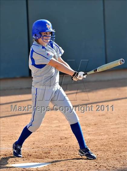Thumbnail 1 in La Mirada vs. Camarillo (CIF SS D2 Final) photogallery.