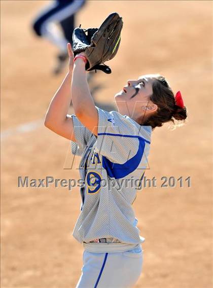 Thumbnail 1 in La Mirada vs. Camarillo (CIF SS D2 Final) photogallery.