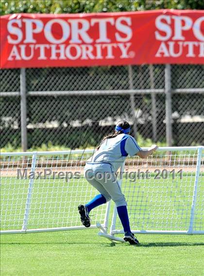 Thumbnail 1 in La Mirada vs. Camarillo (CIF SS D2 Final) photogallery.