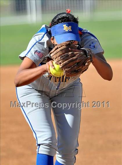 Thumbnail 2 in La Mirada vs. Camarillo (CIF SS D2 Final) photogallery.