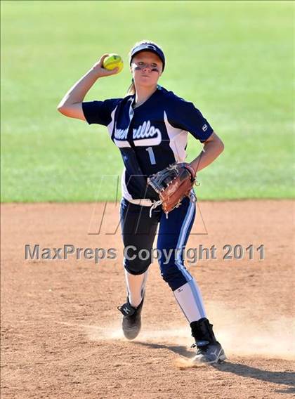 Thumbnail 3 in La Mirada vs. Camarillo (CIF SS D2 Final) photogallery.