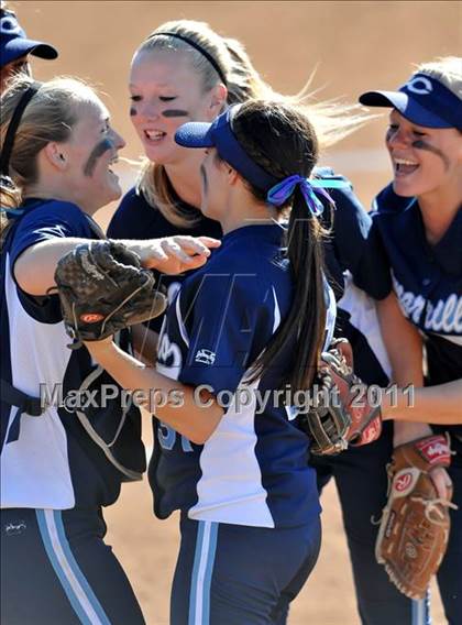 Thumbnail 2 in La Mirada vs. Camarillo (CIF SS D2 Final) photogallery.