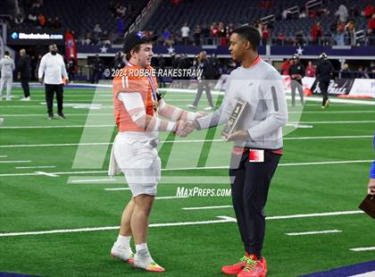 Thumbnail 2 in Celina vs. Kilgore (UIL 4A Division I Football Final Medal Ceremony) photogallery.