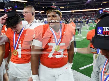Thumbnail 2 in Celina vs. Kilgore (UIL 4A Division I Football Final Medal Ceremony) photogallery.
