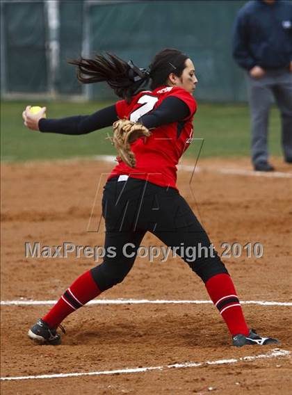 Thumbnail 3 in Burleson vs. Keller photogallery.