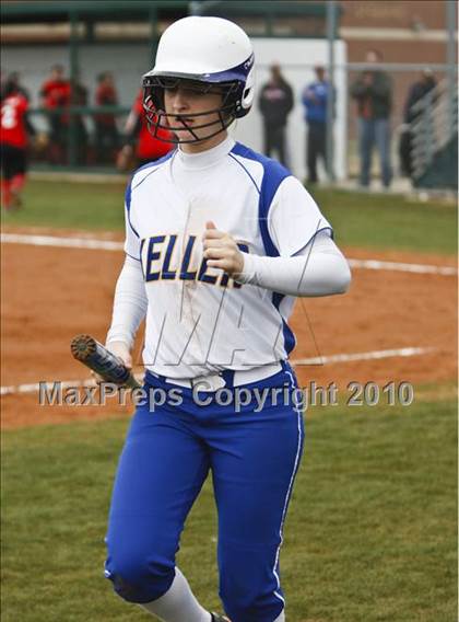 Thumbnail 3 in Burleson vs. Keller photogallery.