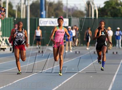 Thumbnail 1 in CIF SS Masters Track and Field (Girls Running Events) photogallery.