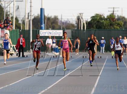 Thumbnail 2 in CIF SS Masters Track and Field (Girls Running Events) photogallery.