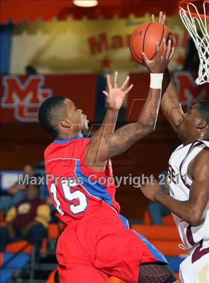 Thumbnail 3 in Christian County vs. Melrose (Marshall County Hoopfest) photogallery.