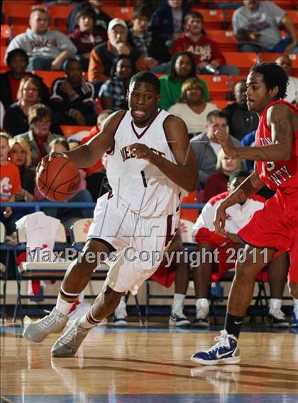 Thumbnail 2 in Christian County vs. Melrose (Marshall County Hoopfest) photogallery.
