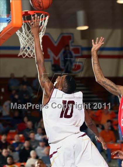 Thumbnail 1 in Christian County vs. Melrose (Marshall County Hoopfest) photogallery.
