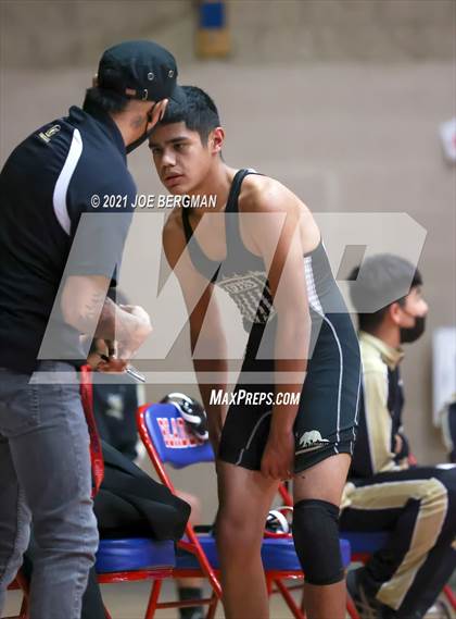 Thumbnail 3 in Foothill @ East Bakersfield photogallery.