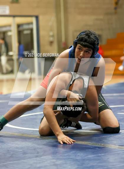 Thumbnail 3 in Foothill @ East Bakersfield photogallery.