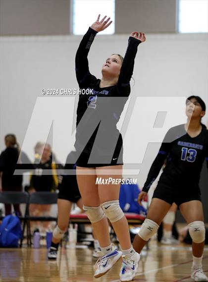 Thumbnail 3 in Blue Ridge vs San Tan Foothills (The Florence VB Invitational) photogallery.