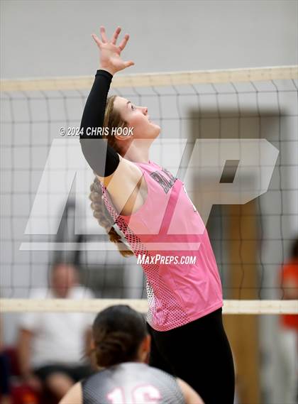 Thumbnail 2 in Blue Ridge vs San Tan Foothills (The Florence VB Invitational) photogallery.
