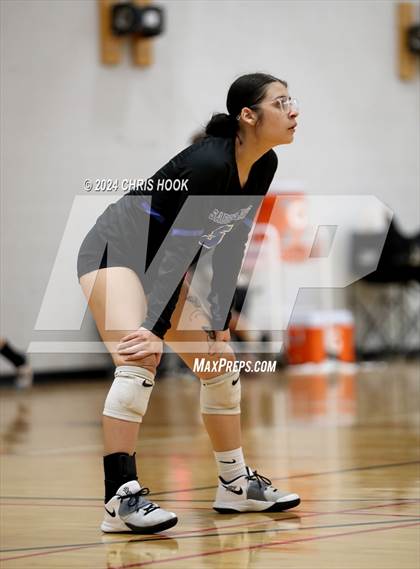 Thumbnail 2 in Blue Ridge vs San Tan Foothills (The Florence VB Invitational) photogallery.