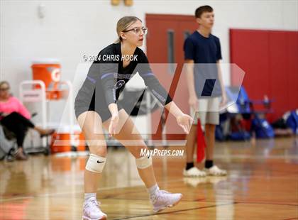 Thumbnail 2 in Blue Ridge vs San Tan Foothills (The Florence VB Invitational) photogallery.