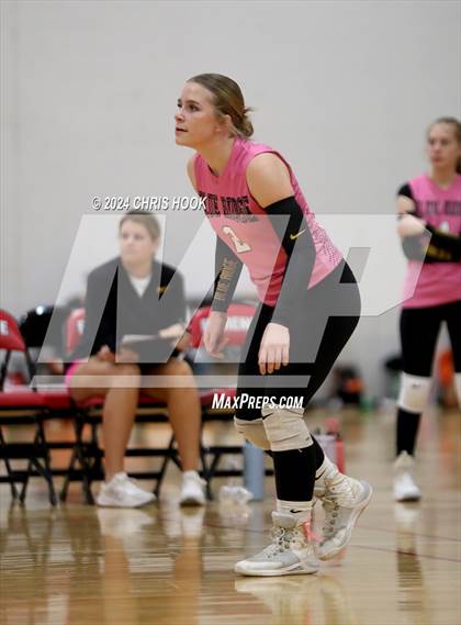 Thumbnail 3 in Blue Ridge vs San Tan Foothills (The Florence VB Invitational) photogallery.